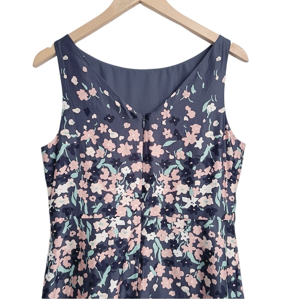 Loft Fit And Flair Blue Gray Floral Sleeveless Dress Above the Knee Size 8P - Picture 5 of 7